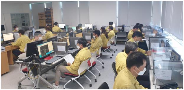 The Koreapost Information Center conducts simulation training for covid-19 emergency situations